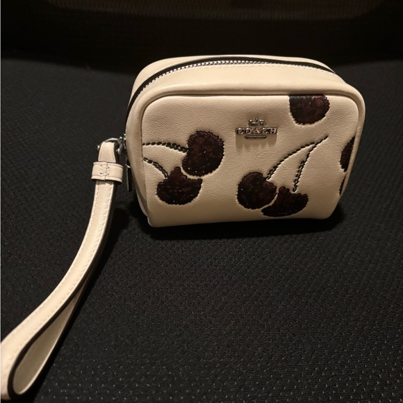 Coach Handbags - Coach cherry wristlet